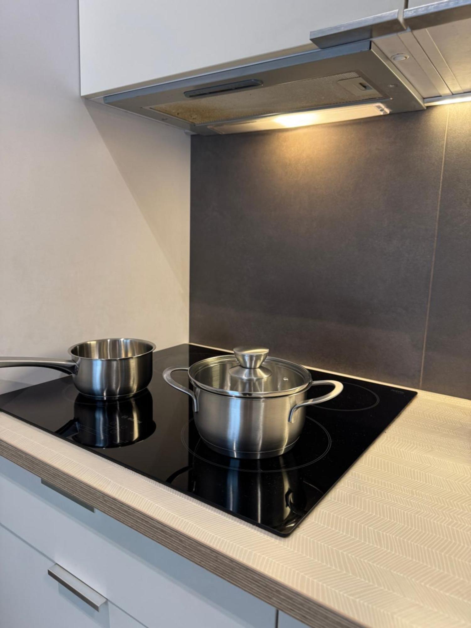 Komputerowa Apartments Airport And Business District Варшава Екстериор снимка